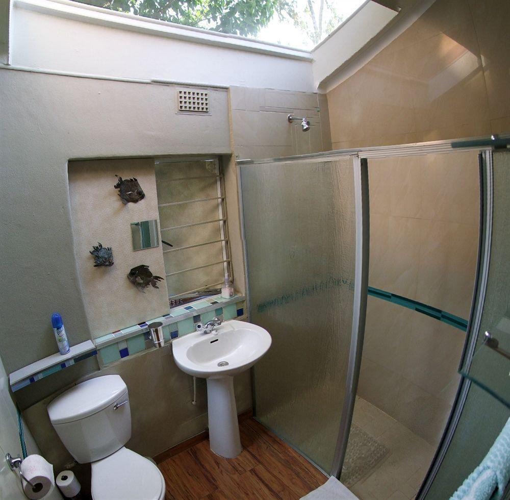 Twin Waters Guest House Randburg Esterno foto