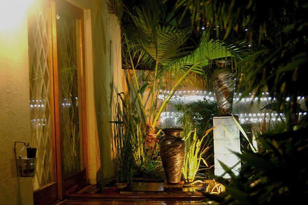 Twin Waters Guest House Randburg Esterno foto